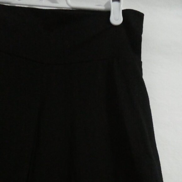 SOPRANO | medium | Black Lightweight Culottes| EUC - Picture 5 of 13